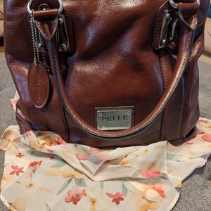 Pelle Studio Rich Brown Leather Shoulder Bag